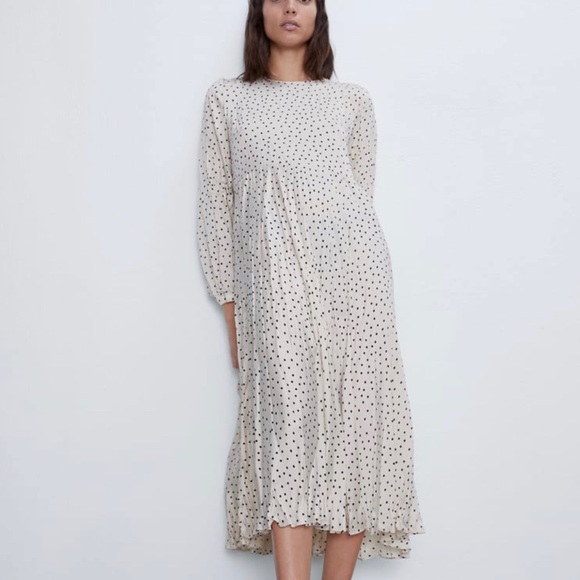 Zara flowy dress - Picture 1 of 5